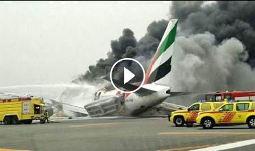 Un avion cu circa 300 de pasageri la bord s-a prăbușit pe aeroportul din Dubai
